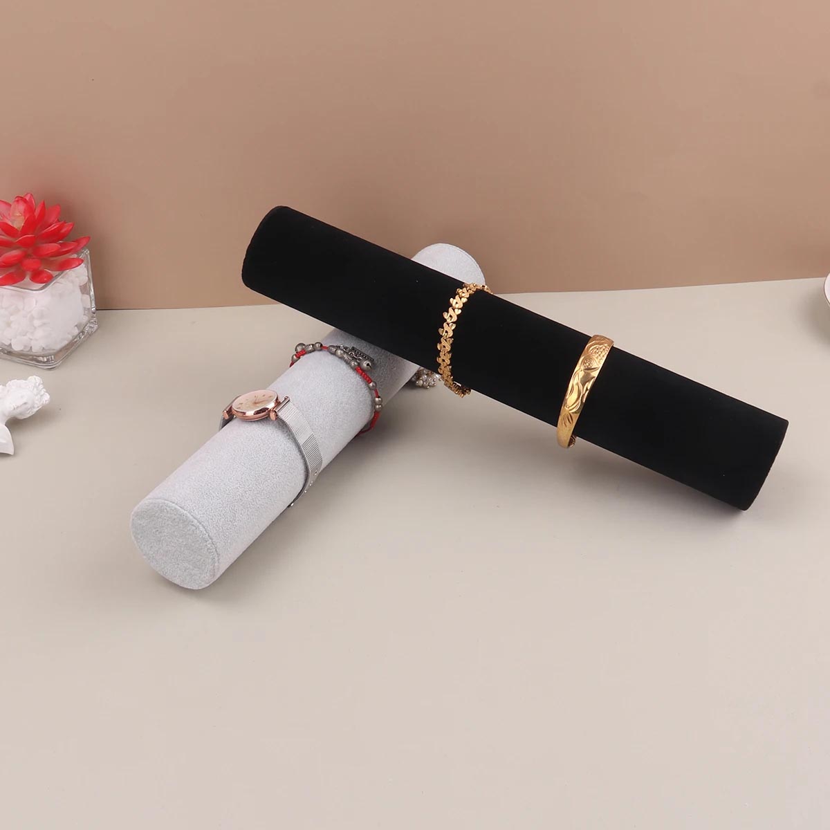 Black Gray Velvet Bracelet Display Holder Jewelry Receiving for Watch Bracelets Bangle Organizer Shelf Rack Stand Watch Stand