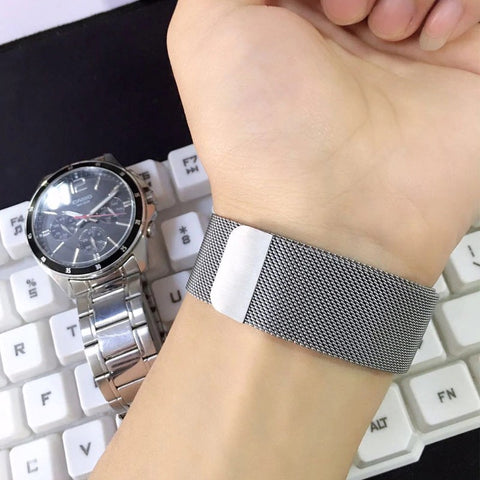 20mm Premium Magnetic Strap Compatible with Gear Sport, Galaxy Watch 4, Watch 4 Classic, Active Series, Galaxy Watch 3 (41mm), Amazfit GTS Series, and GTR 42mm Smartwatches.